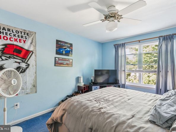 508 Laura Lane, Philadelphia PA 19116