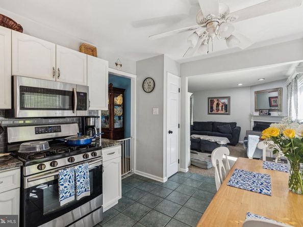 508 Laura Lane, Philadelphia PA 19116
