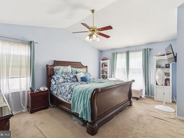 508 Laura Lane, Philadelphia PA 19116