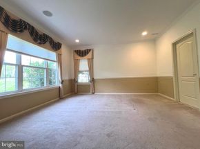 719 S Settlers Circle, Warrington PA 18976