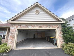 719 S Settlers Circle, Warrington PA 18976