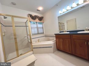 719 S Settlers Circle, Warrington PA 18976