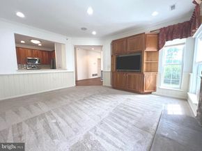 719 S Settlers Circle, Warrington PA 18976