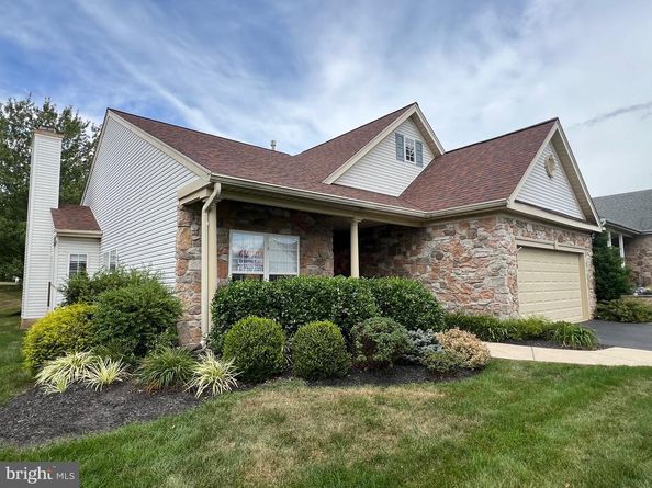 719 S Settlers Circle, Warrington PA 18976