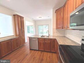 719 S Settlers Circle, Warrington PA 18976