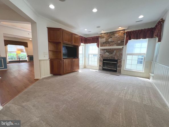 719 S Settlers Circle, Warrington PA 18976