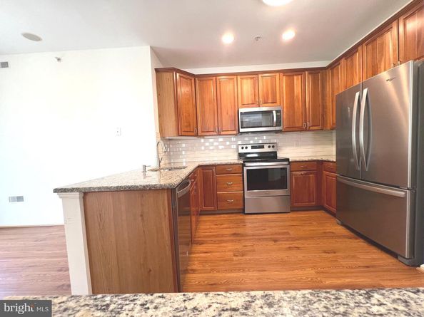 719 S Settlers Circle, Warrington PA 18976