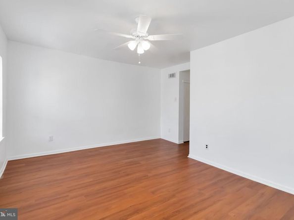 1202 Mount Vernon Street, Philadelphia PA 19123