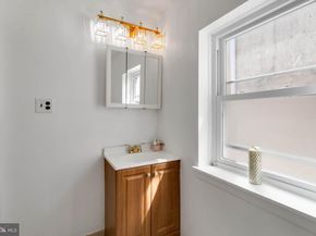 1202 Mount Vernon Street, Philadelphia PA 19123