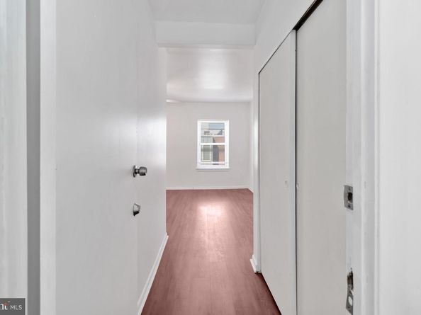 1202 Mount Vernon Street, Philadelphia PA 19123
