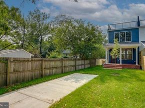 2105 Commonwealth Avenue, Alexandria VA 22301