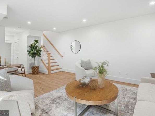 2105 Commonwealth Avenue, Alexandria VA 22301