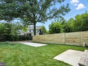 2105 Commonwealth Avenue, Alexandria VA 22301