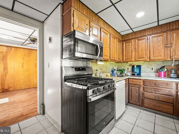 4400 School Lane, Drexel Hill PA 19026