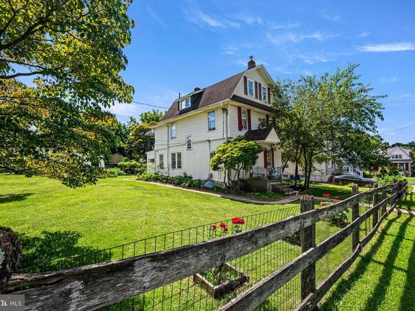 4400 School Lane, Drexel Hill PA 19026