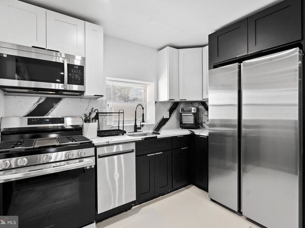 481 Conarroe Street, Philadelphia PA 19128