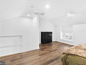 481 Conarroe Street, Philadelphia PA 19128