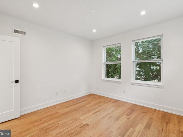 3832 Pennsgrove Street, Philadelphia PA 19104