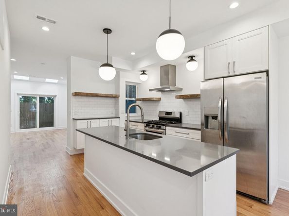 3832 Pennsgrove Street, Philadelphia PA 19104