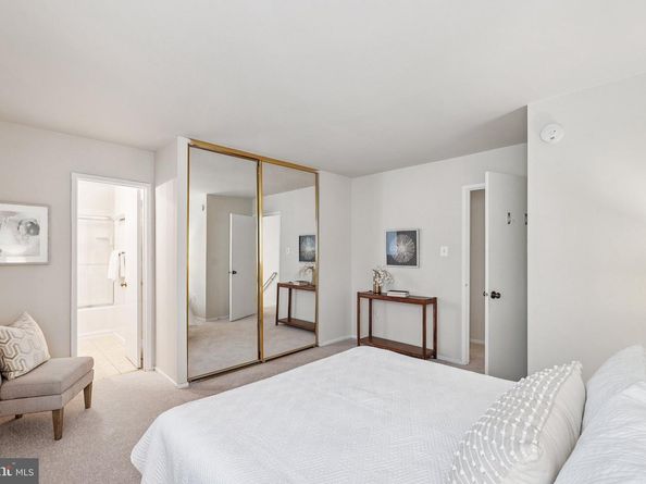 2343 Glade Bank Way, Reston VA 20191