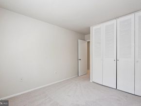 2343 Glade Bank Way, Reston VA 20191