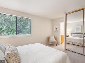 2343 Glade Bank Way, Reston VA 20191