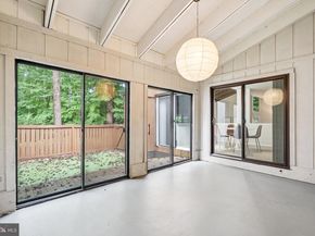 2343 Glade Bank Way, Reston VA 20191