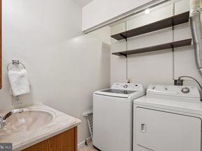 2343 Glade Bank Way, Reston VA 20191