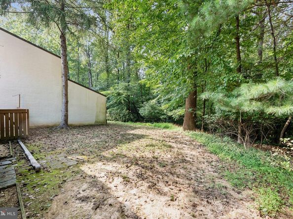 2343 Glade Bank Way, Reston VA 20191