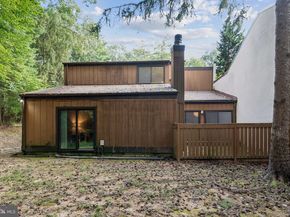 2343 Glade Bank Way, Reston VA 20191