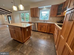 10030 Glencroft Court, Vienna VA 22181