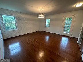 10030 Glencroft Court, Vienna VA 22181