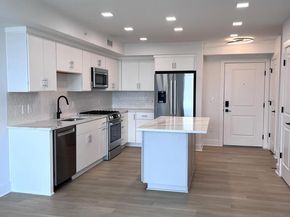 701 N Henry Street 506, Alexandria VA 22314