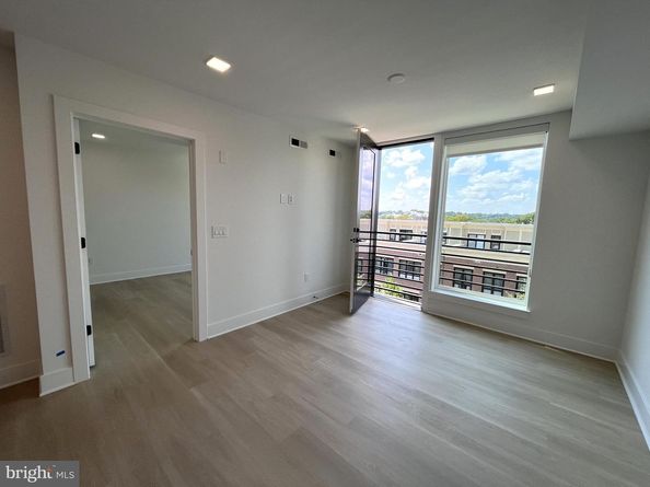701 N Henry Street 506, Alexandria VA 22314