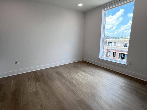 701 N Henry Street 506, Alexandria VA 22314