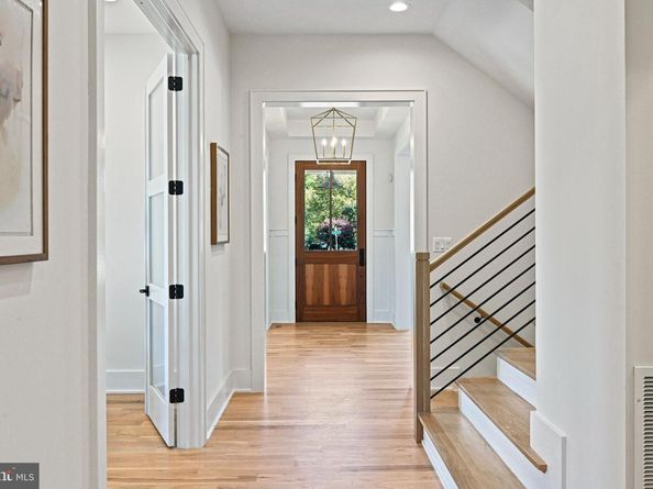 507 Kramer Drive SE, Vienna VA 22180