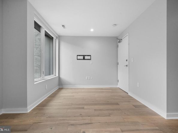24 Florida Avenue NE 201, Washington DC 20002