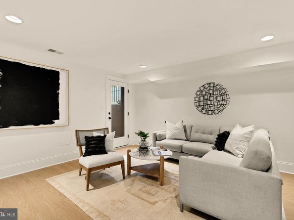 4830 8TH Street NW, Washington DC 20011