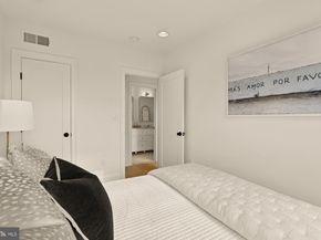 4830 8TH Street NW, Washington DC 20011