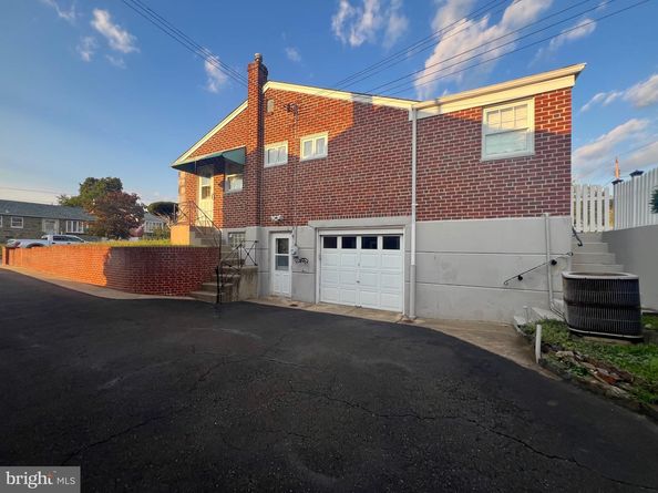 7703 Brous Avenue, Philadelphia PA 19152