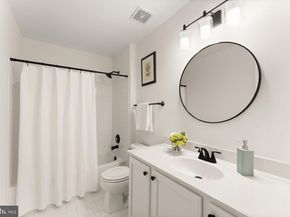 47825 Scotsborough Square 123, Sterling VA 20165
