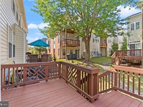 47825 Scotsborough Square 123, Sterling VA 20165