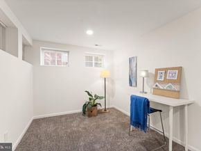 47825 Scotsborough Square 123, Sterling VA 20165