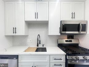 2901 Charing Cross Road 12/8, Falls Church VA 22042