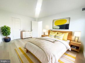 2901 Charing Cross Road 12/8, Falls Church VA 22042