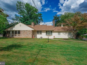 1065 Bristol Road
