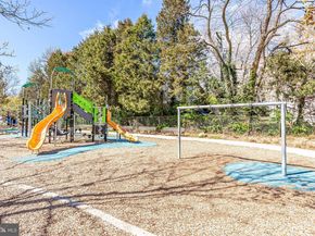 4360 Cherry Hill Road 103, Arlington VA 22207