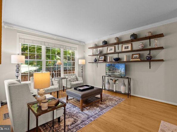 5255 Morning Mist Lane, Alexandria VA 22312