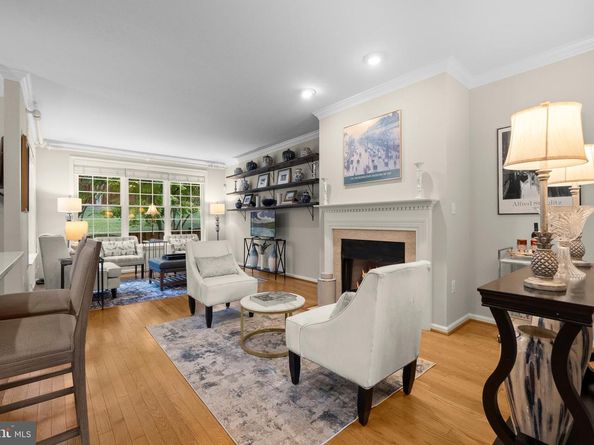 5255 Morning Mist Lane, Alexandria VA 22312