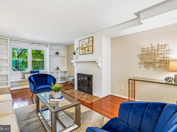 24 S Abingdon Street, Arlington VA 22204